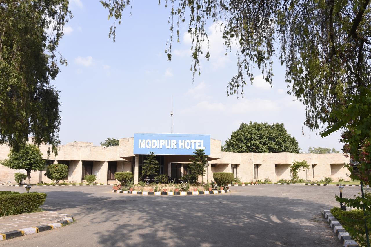Modipur Hotel Rampur  Exterior photo